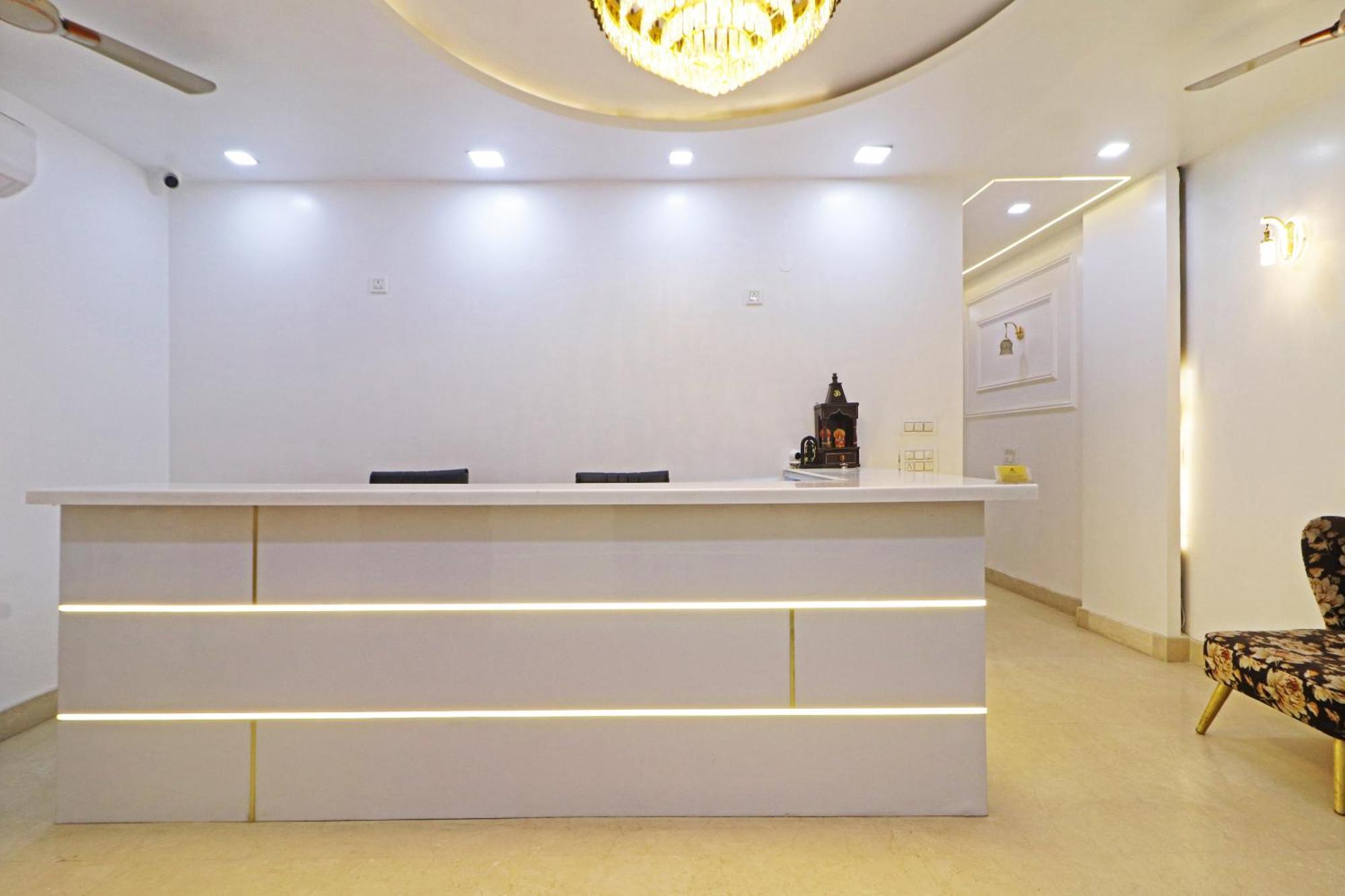 Hotel Samrat Residency 10 Mints Walking Distance Nizamuddin Railway Station 新德里 外观 照片