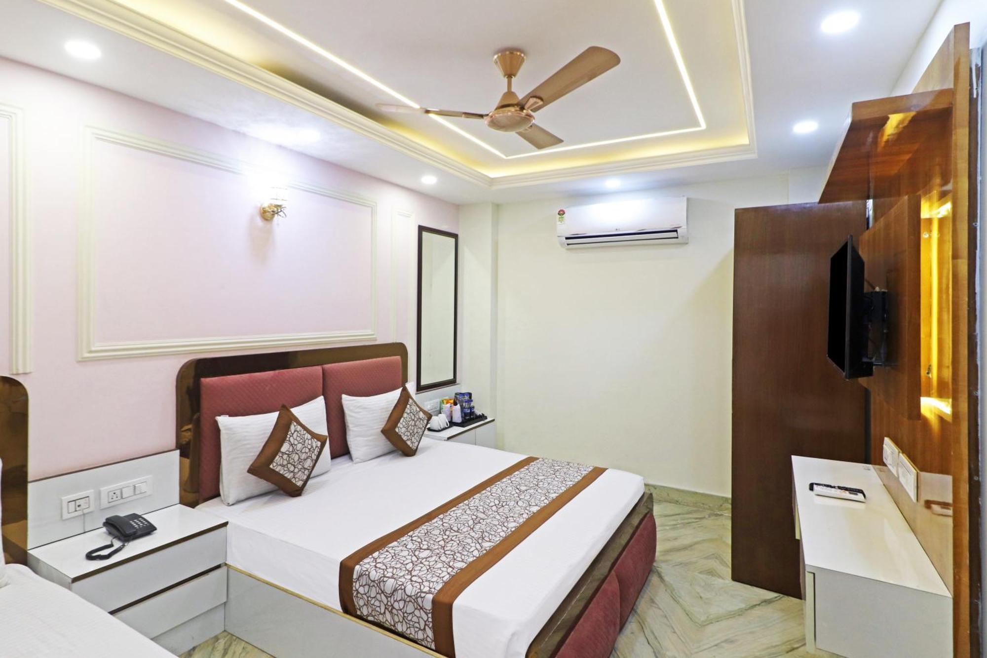 Hotel Samrat Residency 10 Mints Walking Distance Nizamuddin Railway Station 新德里 外观 照片