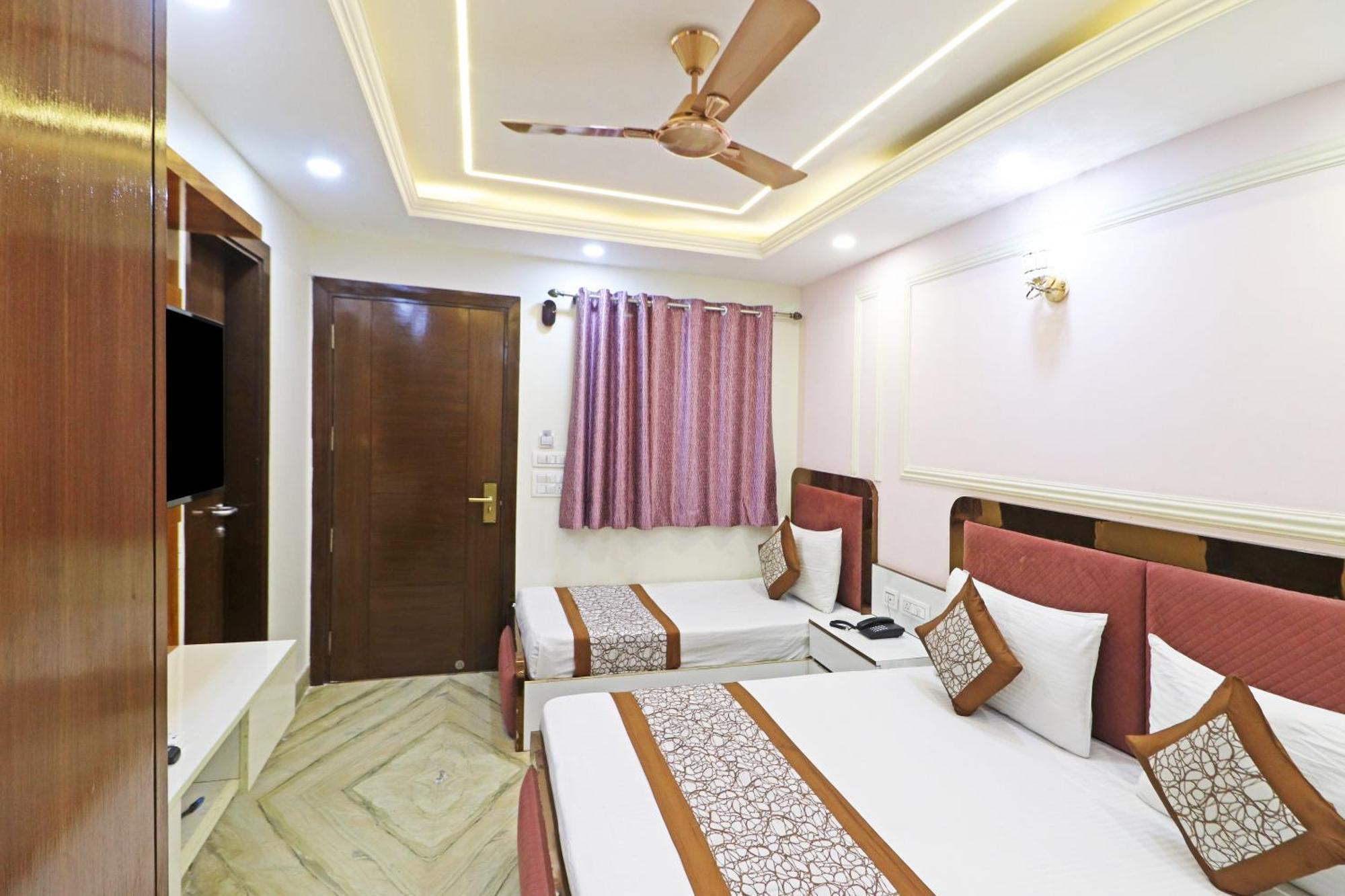 Frankstay By Hotel Samrat Residency 10 Mints Walking Distance Nizamuddin Railway Station 新德里 外观 照片