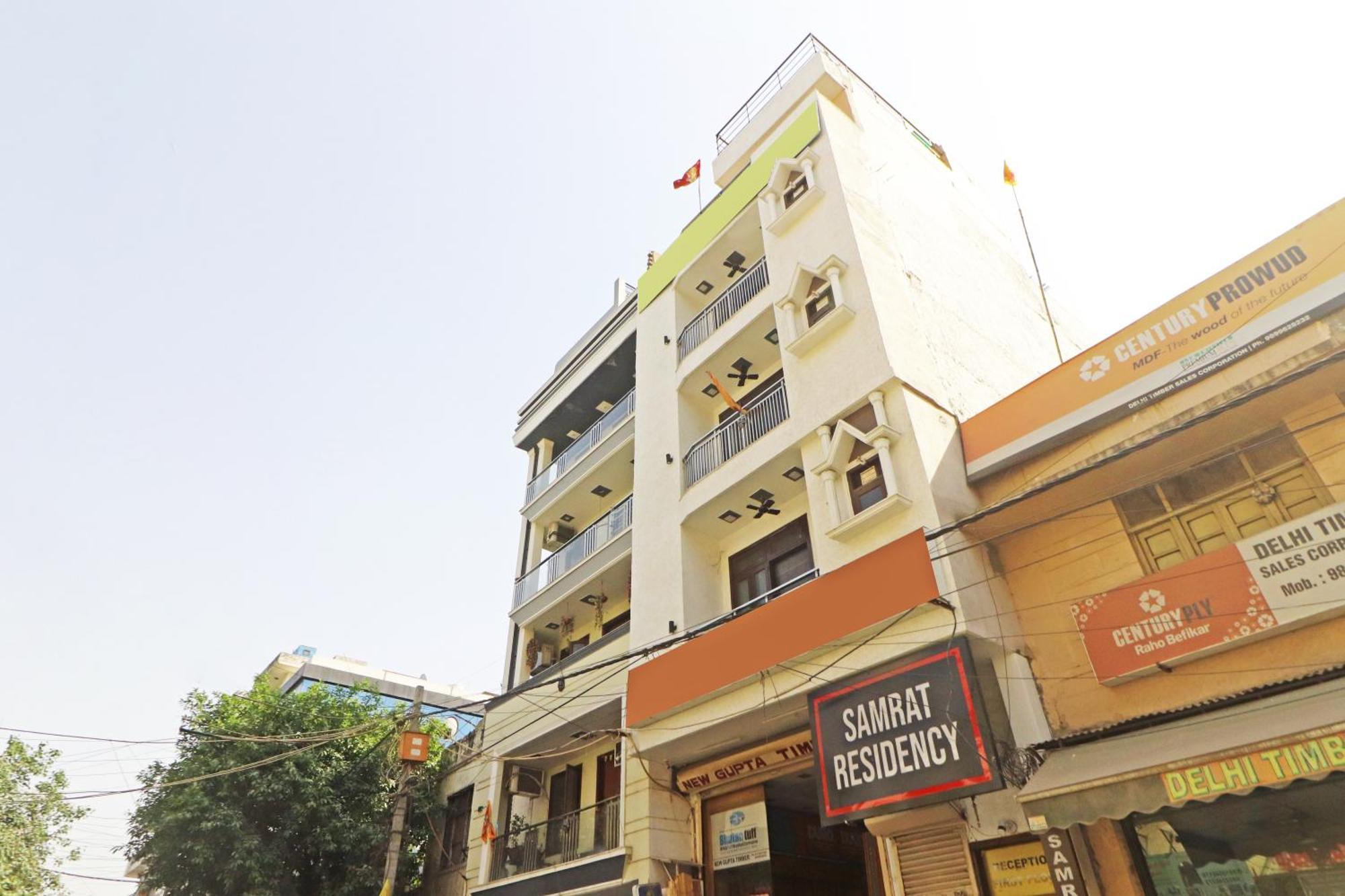 Hotel Samrat Residency 10 Mints Walking Distance Nizamuddin Railway Station 新德里 外观 照片