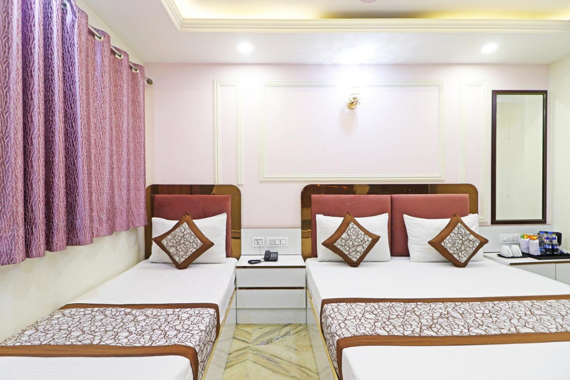 Hotel Samrat Residency 10 Mints Walking Distance Nizamuddin Railway Station 新德里 外观 照片