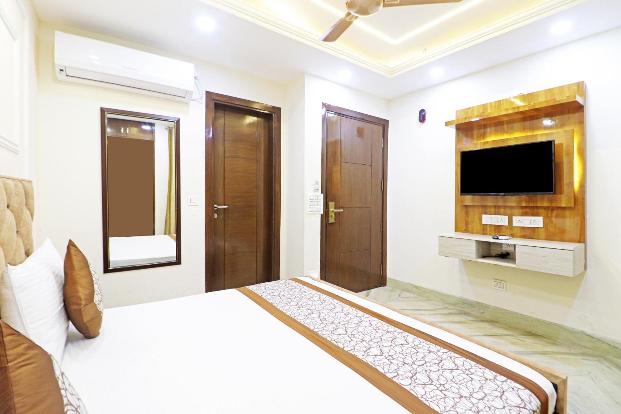 Hotel Samrat Residency 10 Mints Walking Distance Nizamuddin Railway Station 新德里 外观 照片