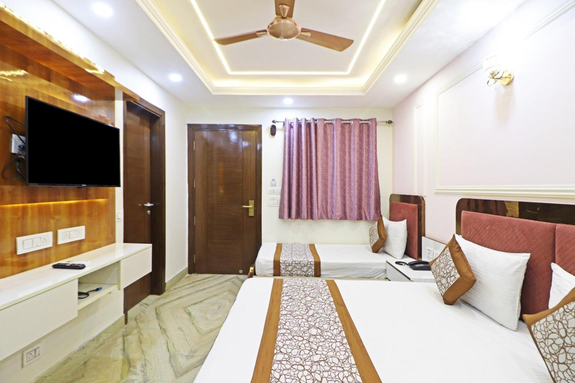 Hotel Samrat Residency 10 Mints Walking Distance Nizamuddin Railway Station 新德里 外观 照片