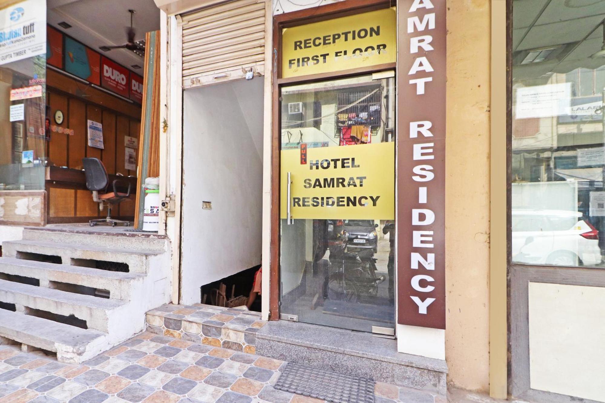 Hotel Samrat Residency 10 Mints Walking Distance Nizamuddin Railway Station 新德里 外观 照片