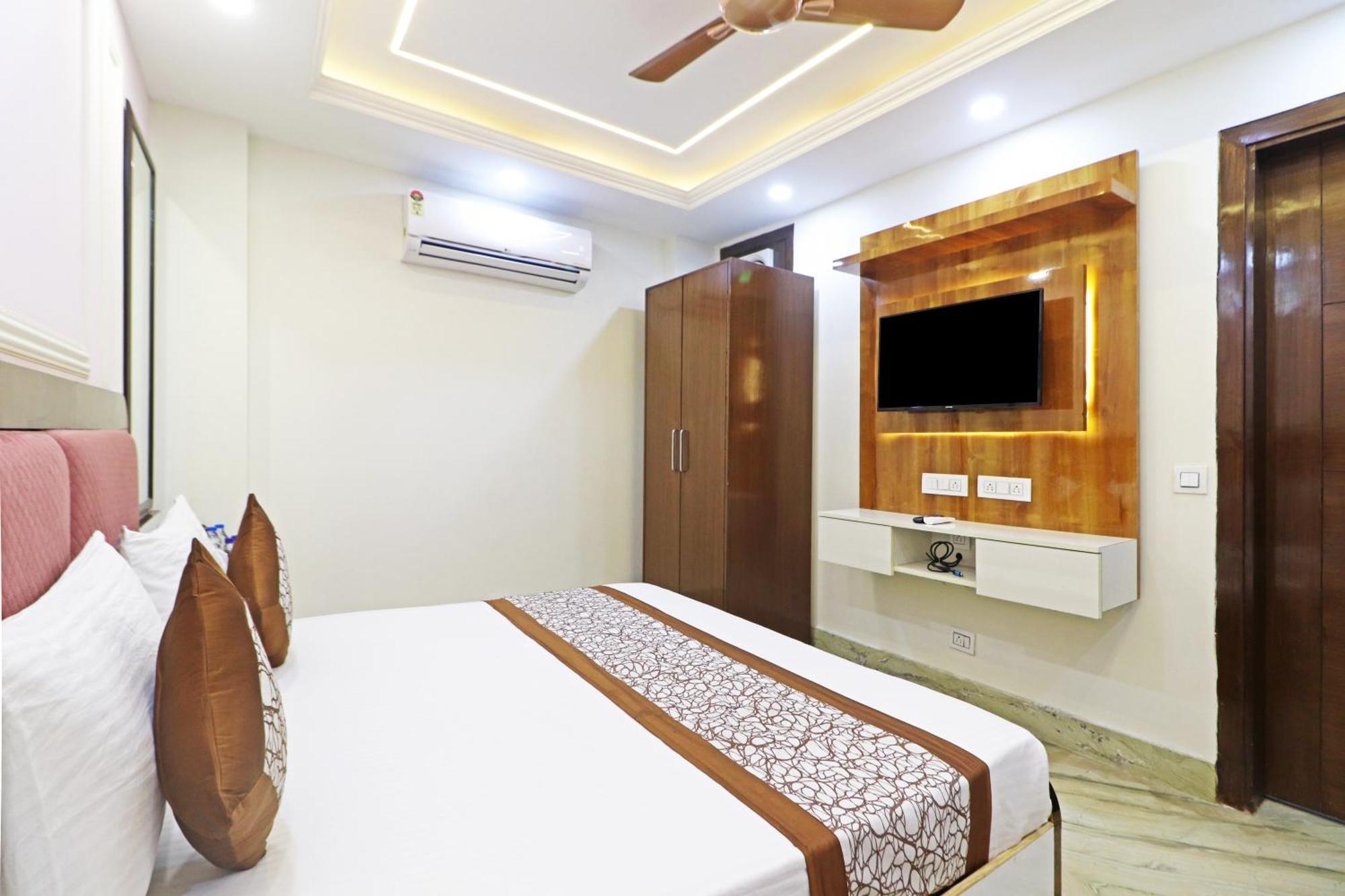 Hotel Samrat Residency 10 Mints Walking Distance Nizamuddin Railway Station 新德里 外观 照片