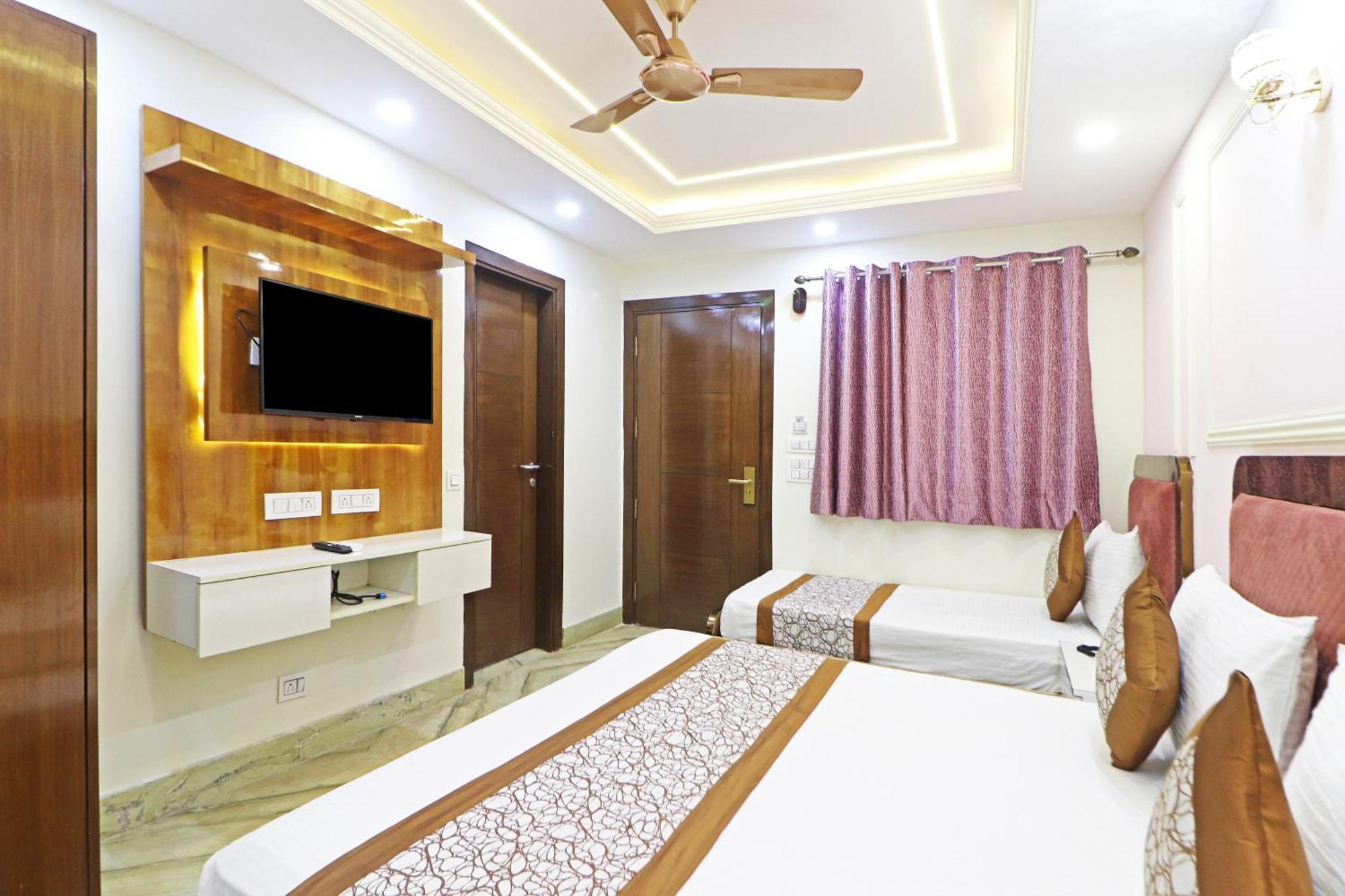 Hotel Samrat Residency 10 Mints Walking Distance Nizamuddin Railway Station 新德里 外观 照片